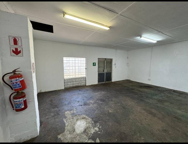1,400M² RETAIL FOR SALE IN EUREKA
